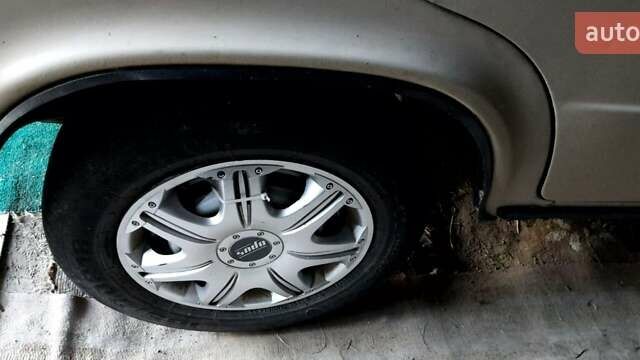 ВАЗ 2106 1988 в Шепетовке на Automoto.ua Бежевый ВАЗ 2106, объемом двигателя 1.3 л и пробегом 396 тыс. км за 800 $, фото 9 на Automoto.ua