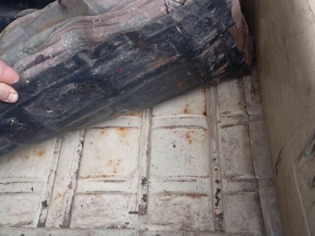 Бежевый ВАЗ 2106, объемом двигателя 0 л и пробегом 2 тыс. км за 1000 $, фото 7 на Automoto.ua