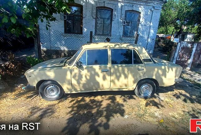 Бежевый ВАЗ 2106, объемом двигателя 1.5 л и пробегом 0 тыс. км за 350 $, фото 2 на Automoto.ua