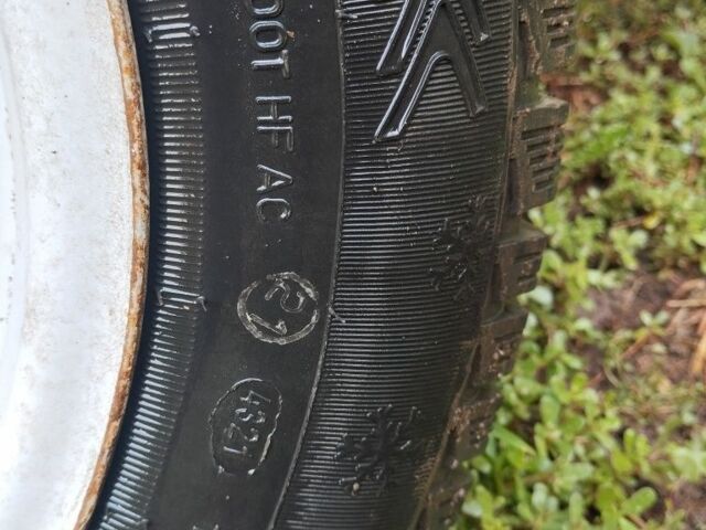 Бежевый ВАЗ 2106, объемом двигателя 0 л и пробегом 2 тыс. км за 450 $, фото 4 на Automoto.ua