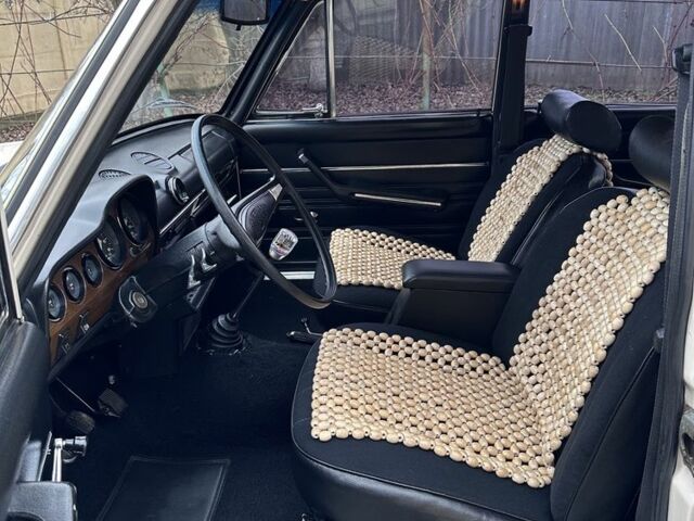 Бежевый ВАЗ 2106, объемом двигателя 0 л и пробегом 63 тыс. км за 2000 $, фото 14 на Automoto.ua