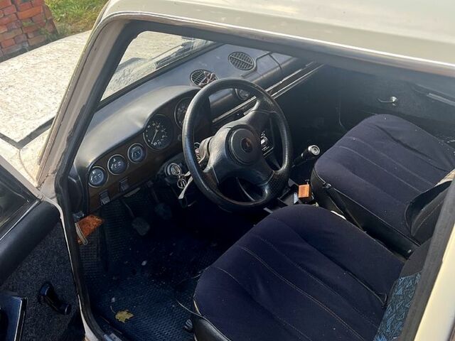 Бежевый ВАЗ 2106, объемом двигателя 1.3 л и пробегом 200 тыс. км за 400 $, фото 6 на Automoto.ua