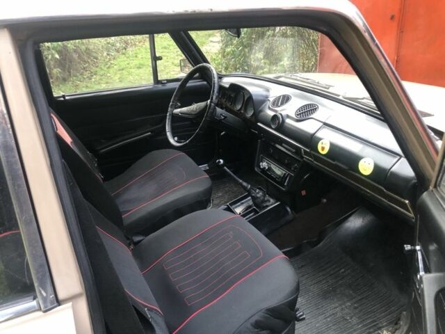 Бежевый ВАЗ 2106, объемом двигателя 1.3 л и пробегом 230 тыс. км за 497 $, фото 3 на Automoto.ua