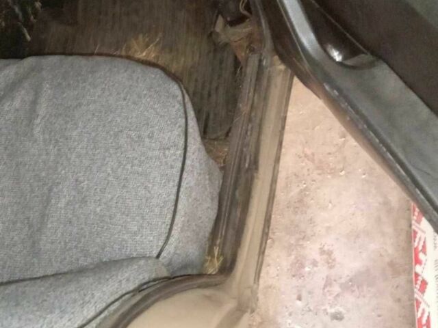 ВАЗ 2106 1988 в Днепре (Днепропетровске) на Automoto.ua Бежевый ВАЗ 2106, объемом двигателя 1.3 л и пробегом 300 тыс. км за 499 $, фото 10 на Automoto.ua