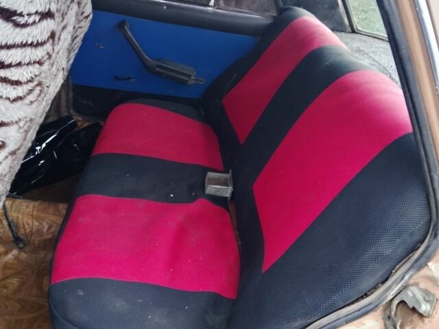 Бежевый ВАЗ 2106, объемом двигателя 0 л и пробегом 999 тыс. км за 499 $, фото 6 на Automoto.ua