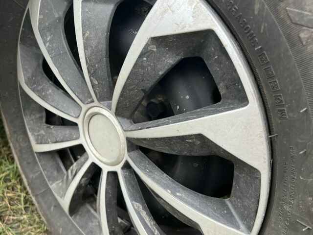 Бежевый ВАЗ 2106, объемом двигателя 1.6 л и пробегом 3 тыс. км за 875 $, фото 23 на Automoto.ua