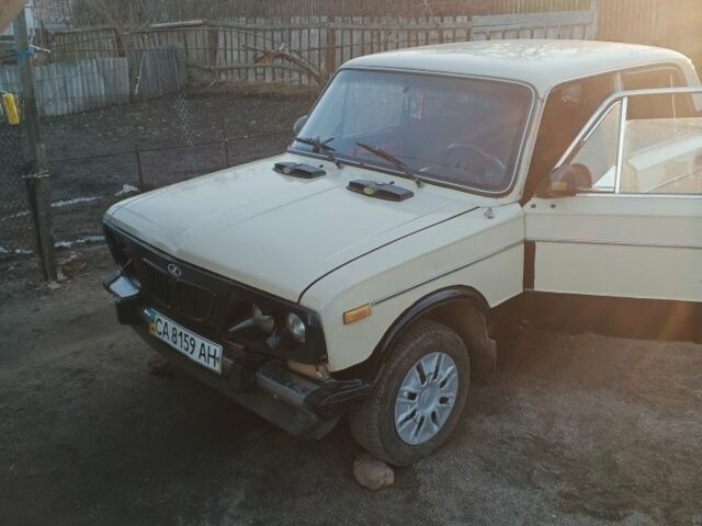 ВАЗ 2106 1989 в Звенигородка на Automoto.ua Бежевый ВАЗ 2106, объемом двигателя 0 л и пробегом 90 тыс. км за 432 $, фото 6 на Automoto.ua