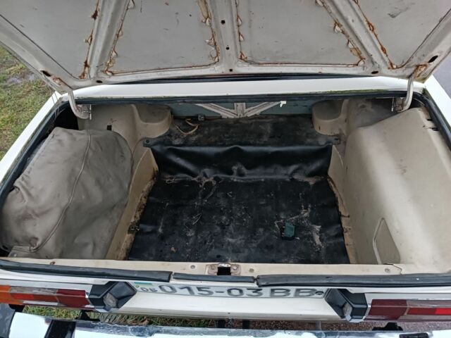 Бежевый ВАЗ 2106, объемом двигателя 0 л и пробегом 250 тыс. км за 600 $, фото 4 на Automoto.ua