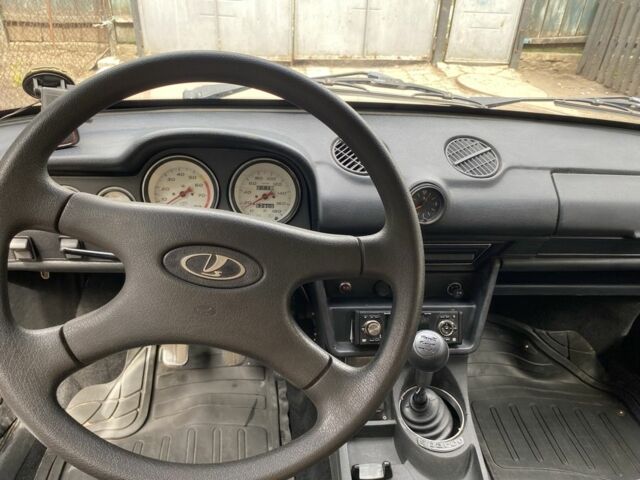 ВАЗ 2106 1989 в Чигирине на Automoto.ua Бежевый ВАЗ 2106, объемом двигателя 1.3 л и пробегом 55 тыс. км за 651 $, фото 7 на Automoto.ua