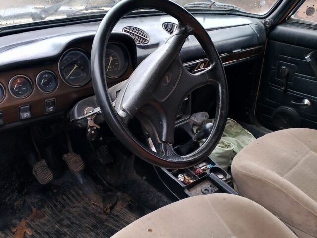 Бежевый ВАЗ 2106, объемом двигателя 0 л и пробегом 3 тыс. км за 474 $, фото 5 на Automoto.ua