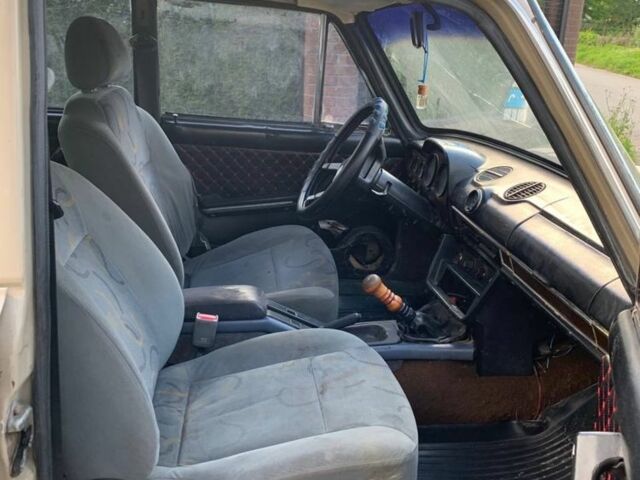 Бежевый ВАЗ 2106, объемом двигателя 1.6 л и пробегом 180 тыс. км за 450 $, фото 5 на Automoto.ua