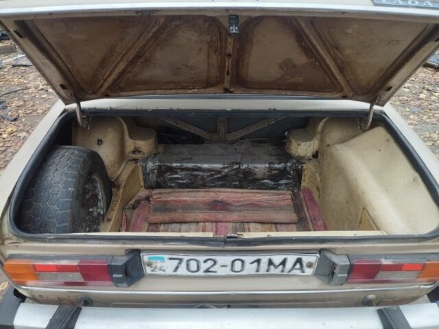 Бежевый ВАЗ 2106, объемом двигателя 0 л и пробегом 59 тыс. км за 525 $, фото 4 на Automoto.ua