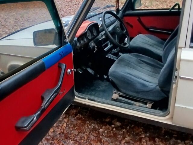 Бежевий ВАЗ 2106, об'ємом двигуна 0 л та пробігом 444 тис. км за 416 $, фото 4 на Automoto.ua