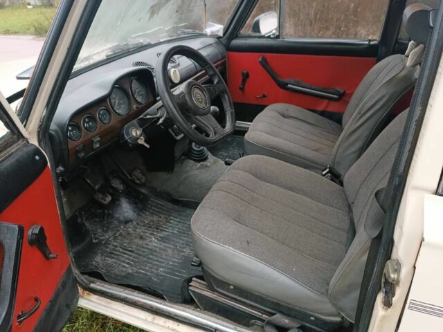 Бежевый ВАЗ 2106, объемом двигателя 0 л и пробегом 250 тыс. км за 600 $, фото 7 на Automoto.ua