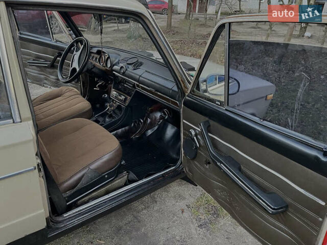 Бежевий ВАЗ 2106, об'ємом двигуна 1.3 л та пробігом 200 тис. км за 500 $, фото 6 на Automoto.ua