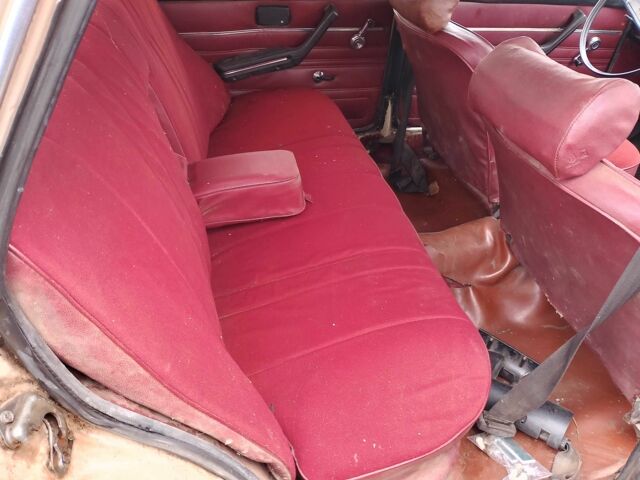 Бежевий ВАЗ 2106, об'ємом двигуна 1.3 л та пробігом 270 тис. км за 381 $, фото 7 на Automoto.ua