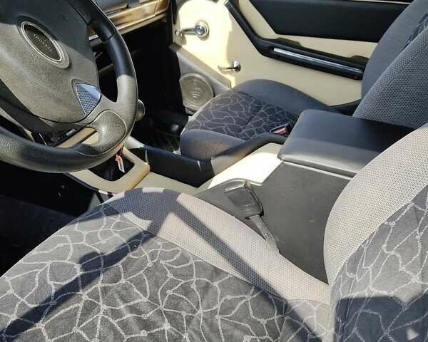 Бежевий ВАЗ 2106, об'ємом двигуна 1.45 л та пробігом 115 тис. км за 1450 $, фото 5 на Automoto.ua