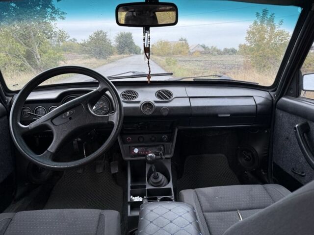 ВАЗ 2106 1990 у Запоріжжя на Automoto.ua Бежевий ВАЗ 2106, об'ємом двигуна 1.5 л та пробігом 200 тис. км за 1000 $, фото 9 на Automoto.ua