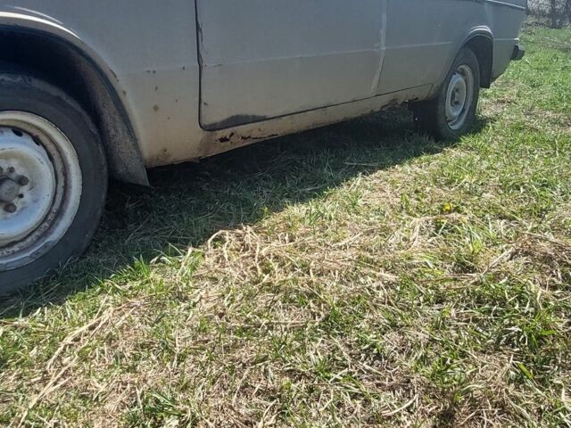 Бежевый ВАЗ 2106, объемом двигателя 1.6 л и пробегом 200 тыс. км за 239 $, фото 4 на Automoto.ua