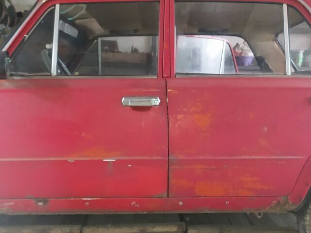 Бежевый ВАЗ 2106, объемом двигателя 1.3 л и пробегом 999 тыс. км за 450 $, фото 1 на Automoto.ua