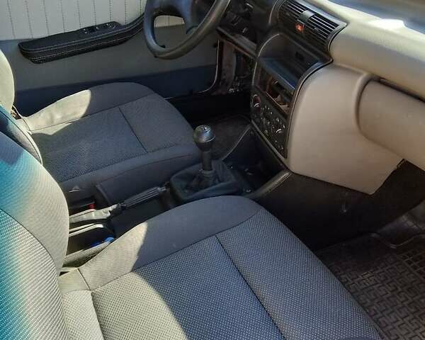 ВАЗ 2106 1990 в Южноукраинске на Automoto.ua Бежевый ВАЗ 2106, объемом двигателя 1.3 л и пробегом 1 тыс. км за 2000 $, фото 1 на Automoto.ua