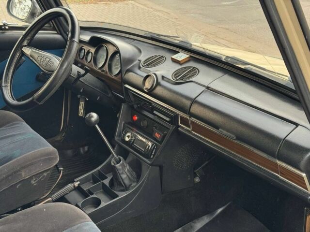 Бежевый ВАЗ 2106, объемом двигателя 1.3 л и пробегом 300 тыс. км за 1199 $, фото 13 на Automoto.ua