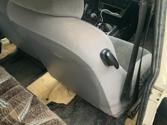 Бежевый ВАЗ 2106, объемом двигателя 1.5 л и пробегом 465 тыс. км за 592 $, фото 6 на Automoto.ua