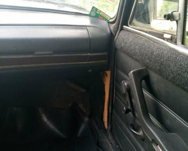 Бежевый ВАЗ 2106, объемом двигателя 1.3 л и пробегом 72 тыс. км за 500 $, фото 2 на Automoto.ua