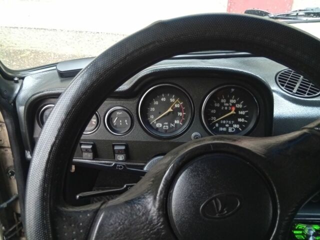 ВАЗ 2106 1990 в Конотопе на Automoto.ua Бежевый ВАЗ 2106, объемом двигателя 1.3 л и пробегом 880 тыс. км за 802 $, фото 6 на Automoto.ua