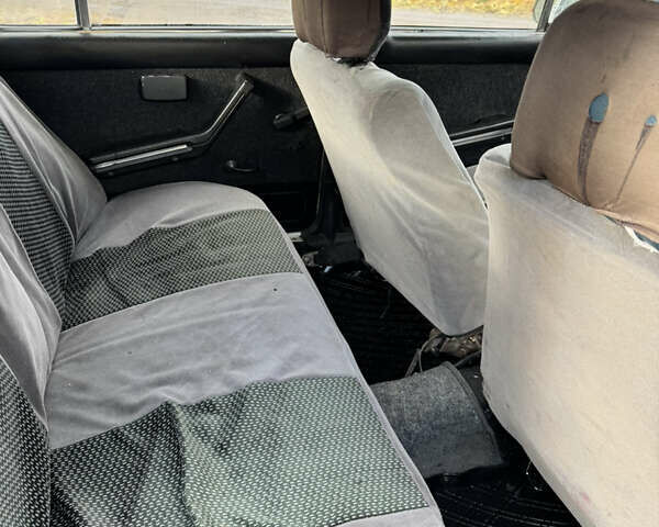 Бежевый ВАЗ 2106, объемом двигателя 0 л и пробегом 300 тыс. км за 1200 $, фото 12 на Automoto.ua