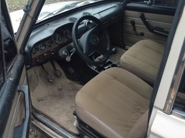 Бежевый ВАЗ 2106, объемом двигателя 1.3 л и пробегом 251 тыс. км за 800 $, фото 2 на Automoto.ua