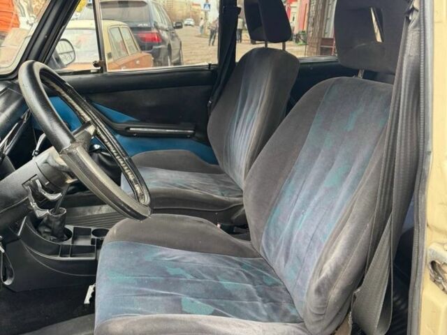 Бежевый ВАЗ 2106, объемом двигателя 1.3 л и пробегом 300 тыс. км за 1199 $, фото 15 на Automoto.ua