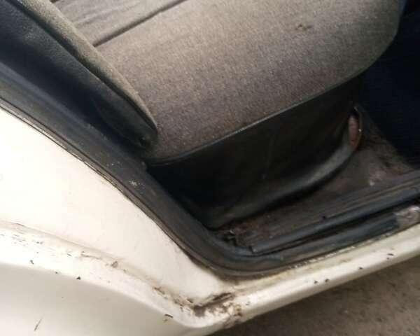 Бежевый ВАЗ 2106, объемом двигателя 1.3 л и пробегом 72 тыс. км за 500 $, фото 7 на Automoto.ua