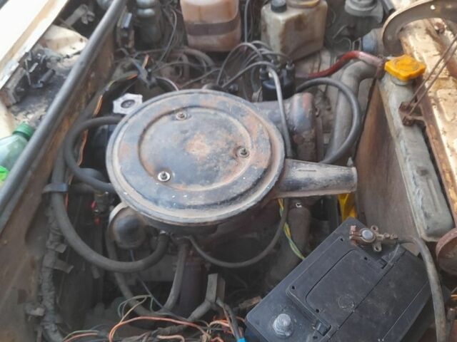 Бежевый ВАЗ 2106, объемом двигателя 0 л и пробегом 300 тыс. км за 434 $, фото 7 на Automoto.ua