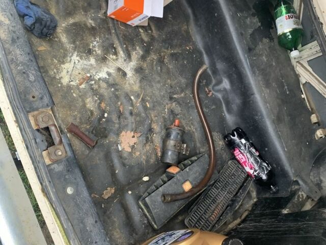 Бежевый ВАЗ 2106, объемом двигателя 1.5 л и пробегом 465 тыс. км за 520 $, фото 4 на Automoto.ua