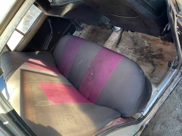 Бежевий ВАЗ 2106, об'ємом двигуна 0 л та пробігом 5 тис. км за 365 $, фото 3 на Automoto.ua