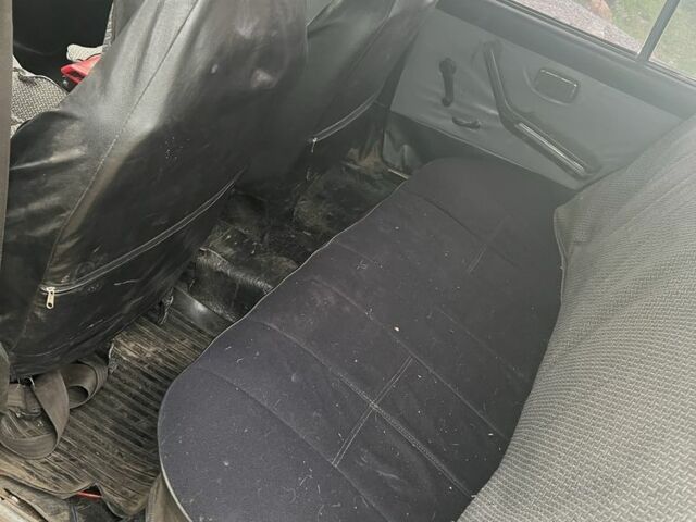 ВАЗ 2106 1991 в Днепре (Днепропетровске) на Automoto.ua Бежевый ВАЗ 2106, объемом двигателя 1.3 л и пробегом 150 тыс. км за 529 $, фото 12 на Automoto.ua