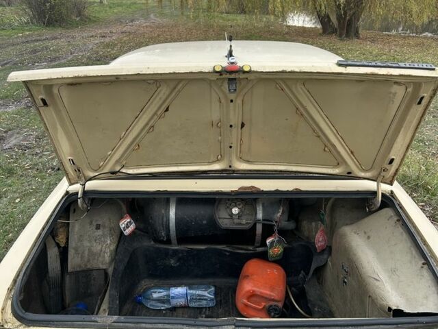 Бежевый ВАЗ 2106, объемом двигателя 1.6 л и пробегом 111 тыс. км за 450 $, фото 3 на Automoto.ua