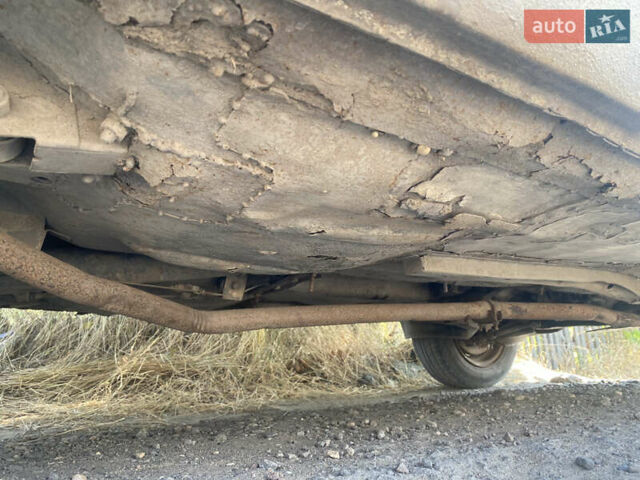 Бежевый ВАЗ 2106, объемом двигателя 1.3 л и пробегом 300 тыс. км за 400 $, фото 6 на Automoto.ua