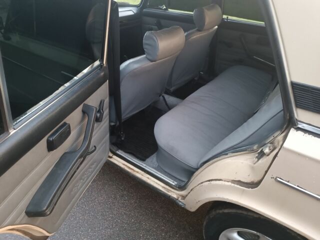 Бежевый ВАЗ 2106, объемом двигателя 1.3 л и пробегом 100 тыс. км за 800 $, фото 6 на Automoto.ua