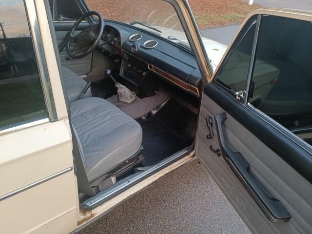 Бежевый ВАЗ 2106, объемом двигателя 1.3 л и пробегом 100 тыс. км за 800 $, фото 8 на Automoto.ua