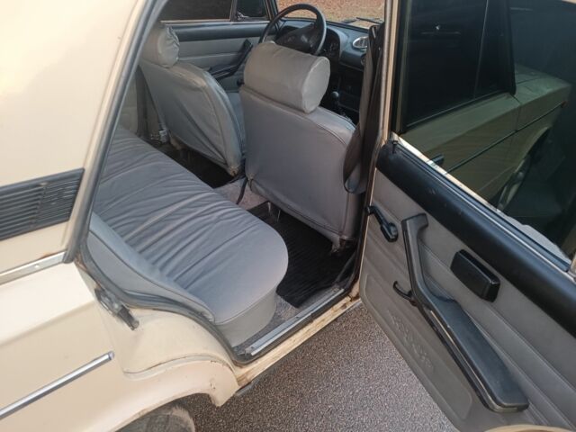 Бежевый ВАЗ 2106, объемом двигателя 1.3 л и пробегом 100 тыс. км за 800 $, фото 7 на Automoto.ua