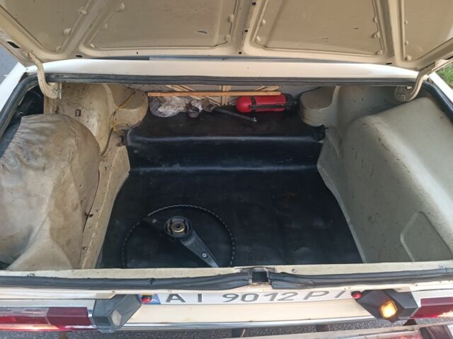 Бежевый ВАЗ 2106, объемом двигателя 1.3 л и пробегом 100 тыс. км за 800 $, фото 9 на Automoto.ua