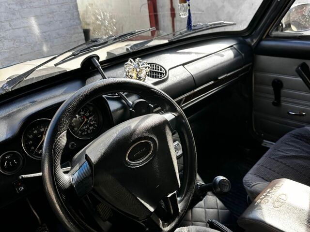 Бежевый ВАЗ 2106, объемом двигателя 1.6 л и пробегом 172 тыс. км за 1200 $, фото 4 на Automoto.ua