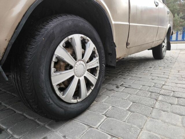 Бежевый ВАЗ 2106, объемом двигателя 0 л и пробегом 333 тыс. км за 300 $, фото 8 на Automoto.ua