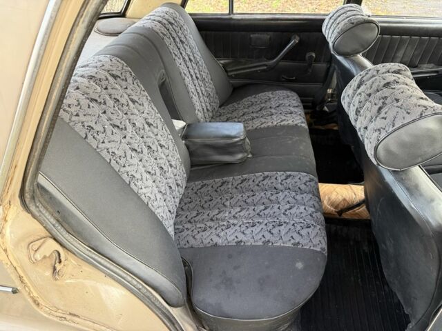 Бежевый ВАЗ 2106, объемом двигателя 1.3 л и пробегом 69 тыс. км за 714 $, фото 5 на Automoto.ua