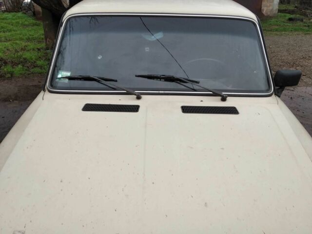 Бежевый ВАЗ 2106, объемом двигателя 1.3 л и пробегом 300 тыс. км за 710 $, фото 1 на Automoto.ua