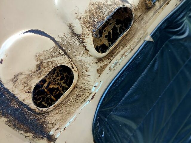 Бежевый ВАЗ 2106, объемом двигателя 1.5 л и пробегом 246 тыс. км за 750 $, фото 1 на Automoto.ua