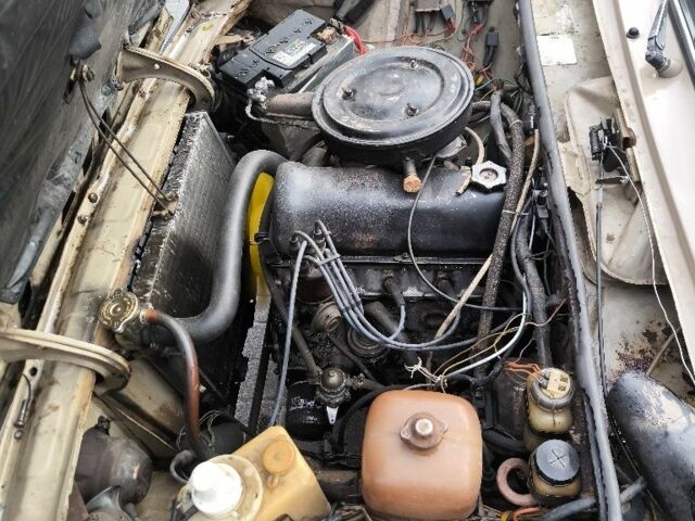 Бежевый ВАЗ 2106, объемом двигателя 0 л и пробегом 333 тыс. км за 300 $, фото 22 на Automoto.ua