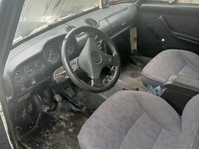 ВАЗ 2106 1993 в Александрие на Automoto.ua Бежевый ВАЗ 2106, объемом двигателя 1.3 л и пробегом 93 тыс. км за 299 $, фото 6 на Automoto.ua